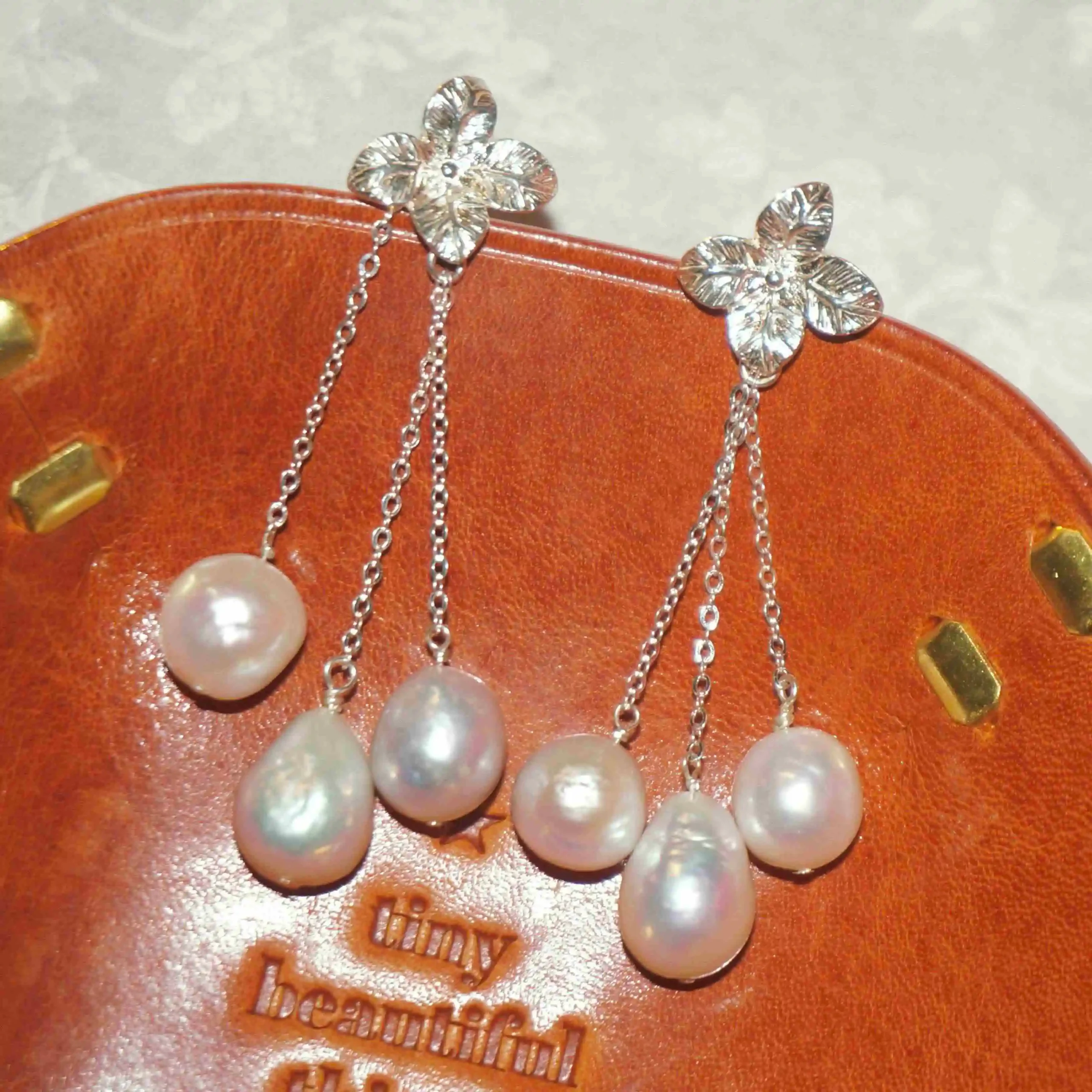 Sterling Silver Romantic MUSE WHISPER Convertible Baroque Pearl Earrings with Lucky Clover - Image 3
