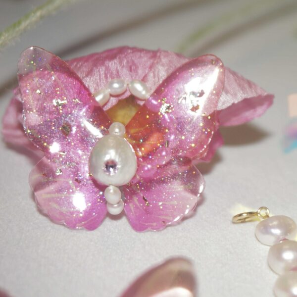 14K Gold-Filled Dazzling UV MIRACLE Butterfly Ring with Baroque Pearl & Zircon